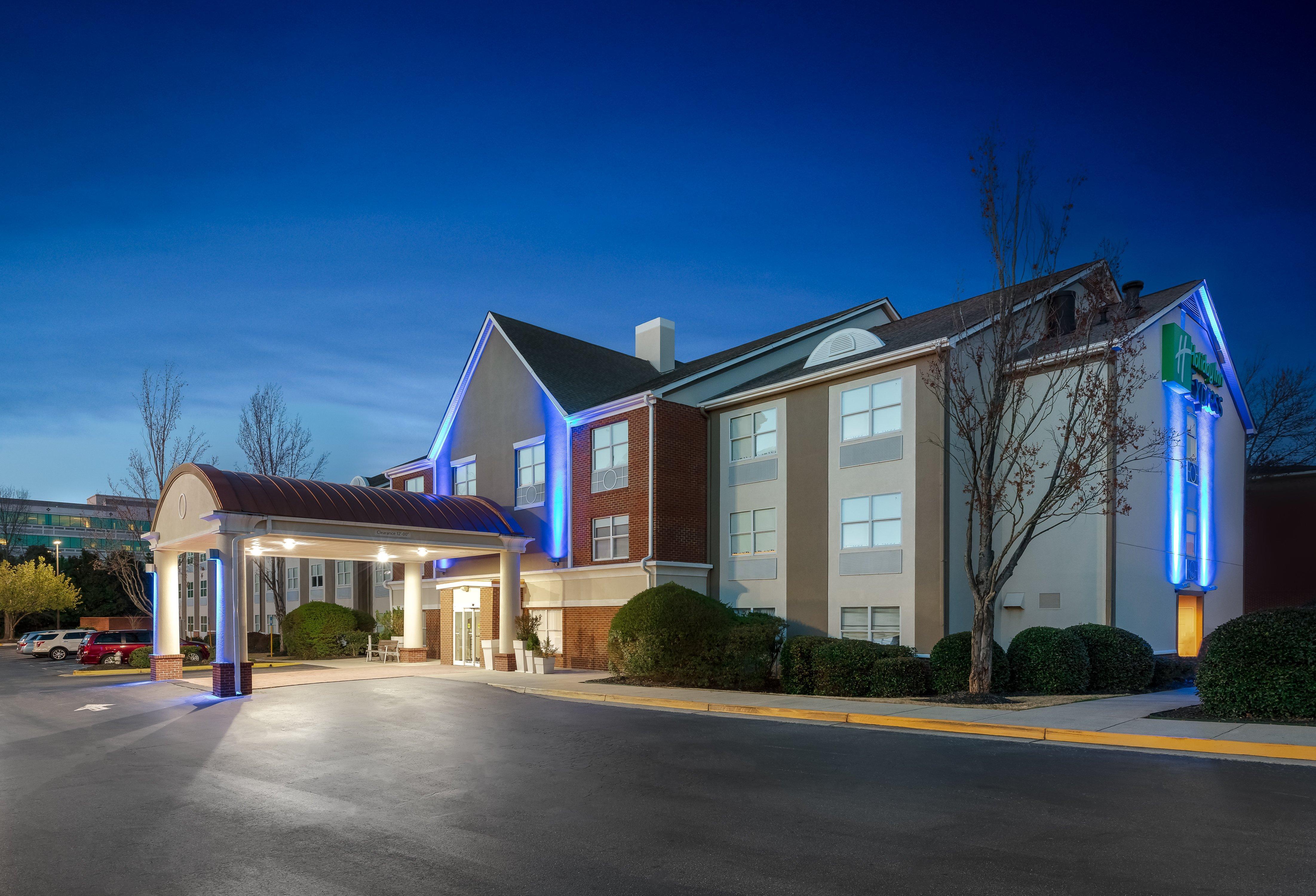 Holiday Inn Express Alpharetta - Roswell By Ihg Exterior foto