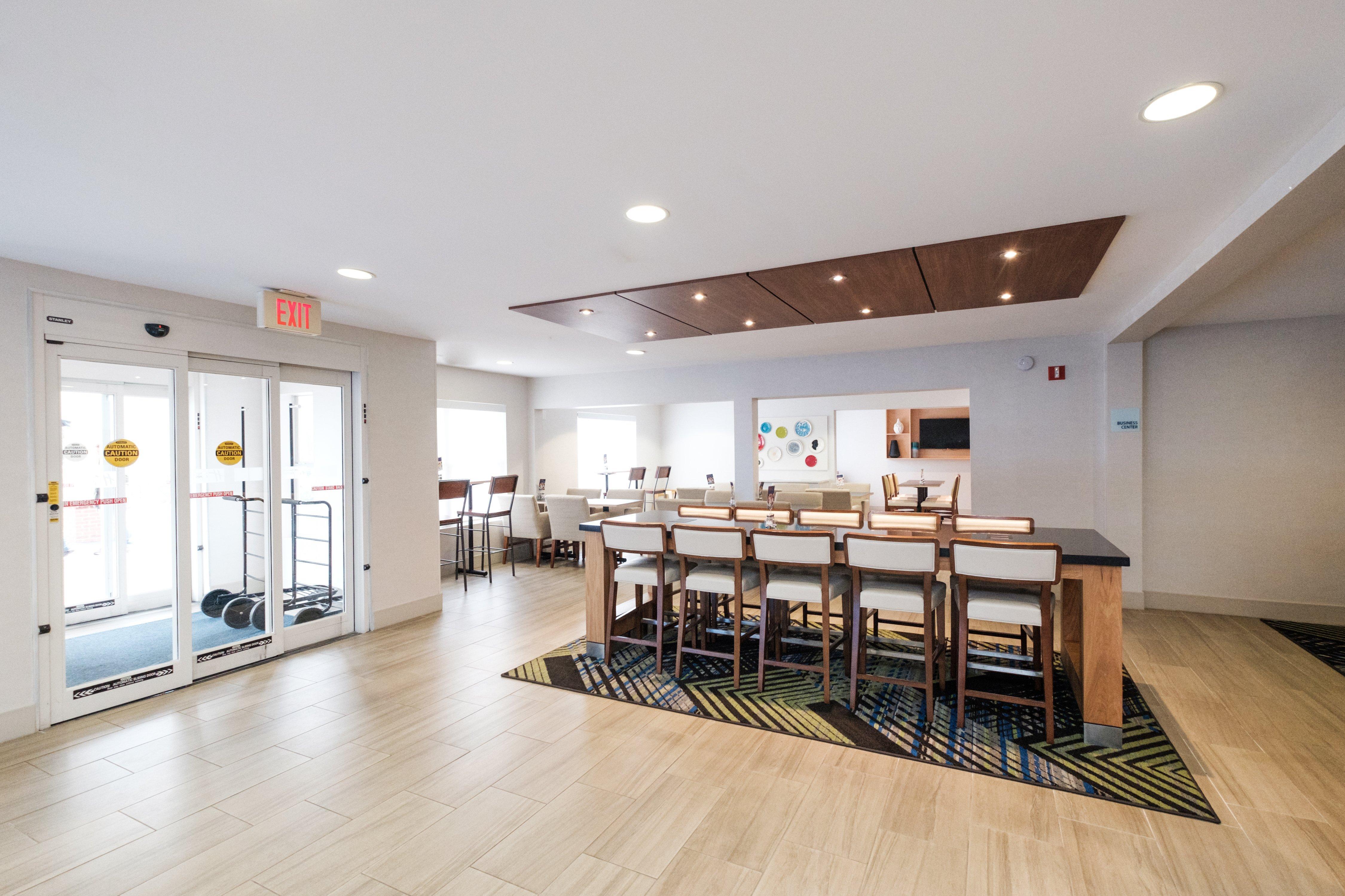 Holiday Inn Express Alpharetta - Roswell By Ihg Exterior foto
