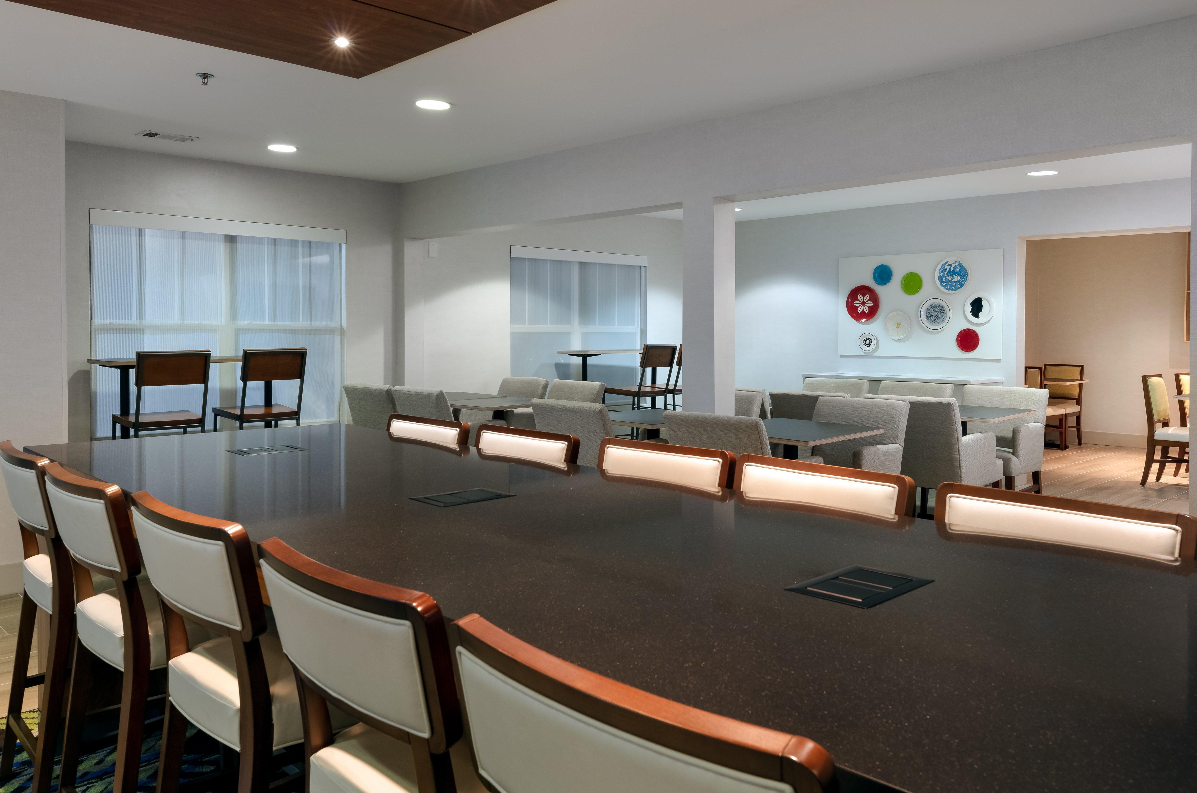 Holiday Inn Express Alpharetta - Roswell By Ihg Exterior foto
