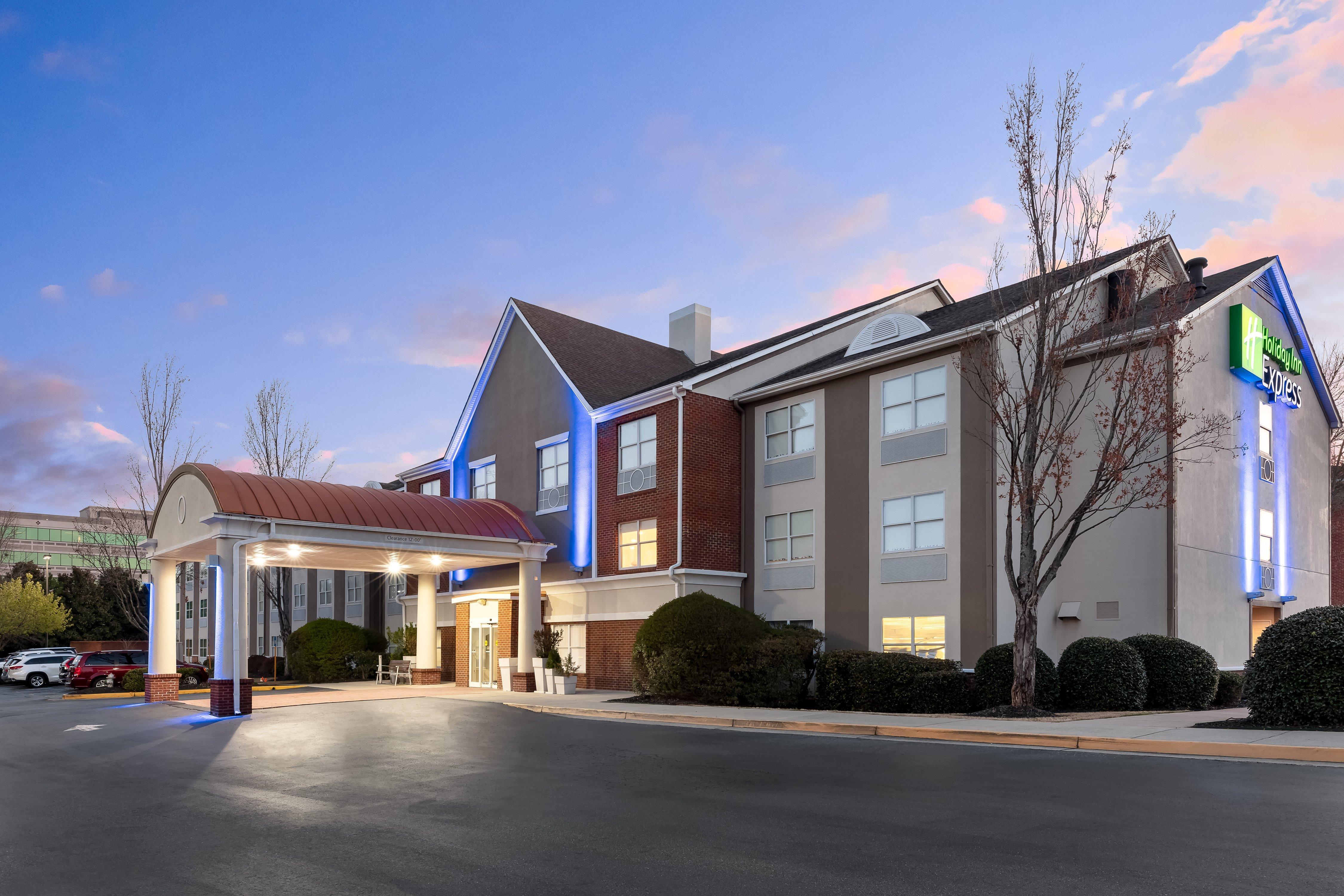 Holiday Inn Express Alpharetta - Roswell By Ihg Exterior foto